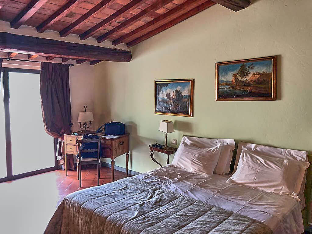 The main sleeping room from I Parigi Corbinelli Residenze, Tuscany