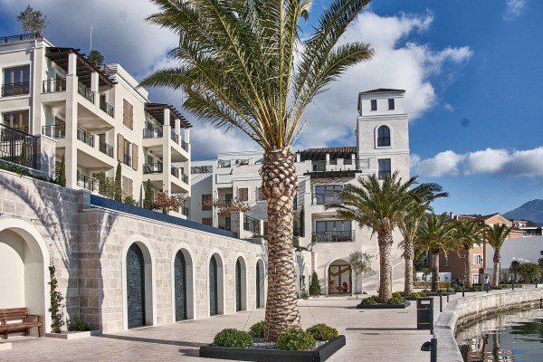 Luxury apartments in Port Montenegro