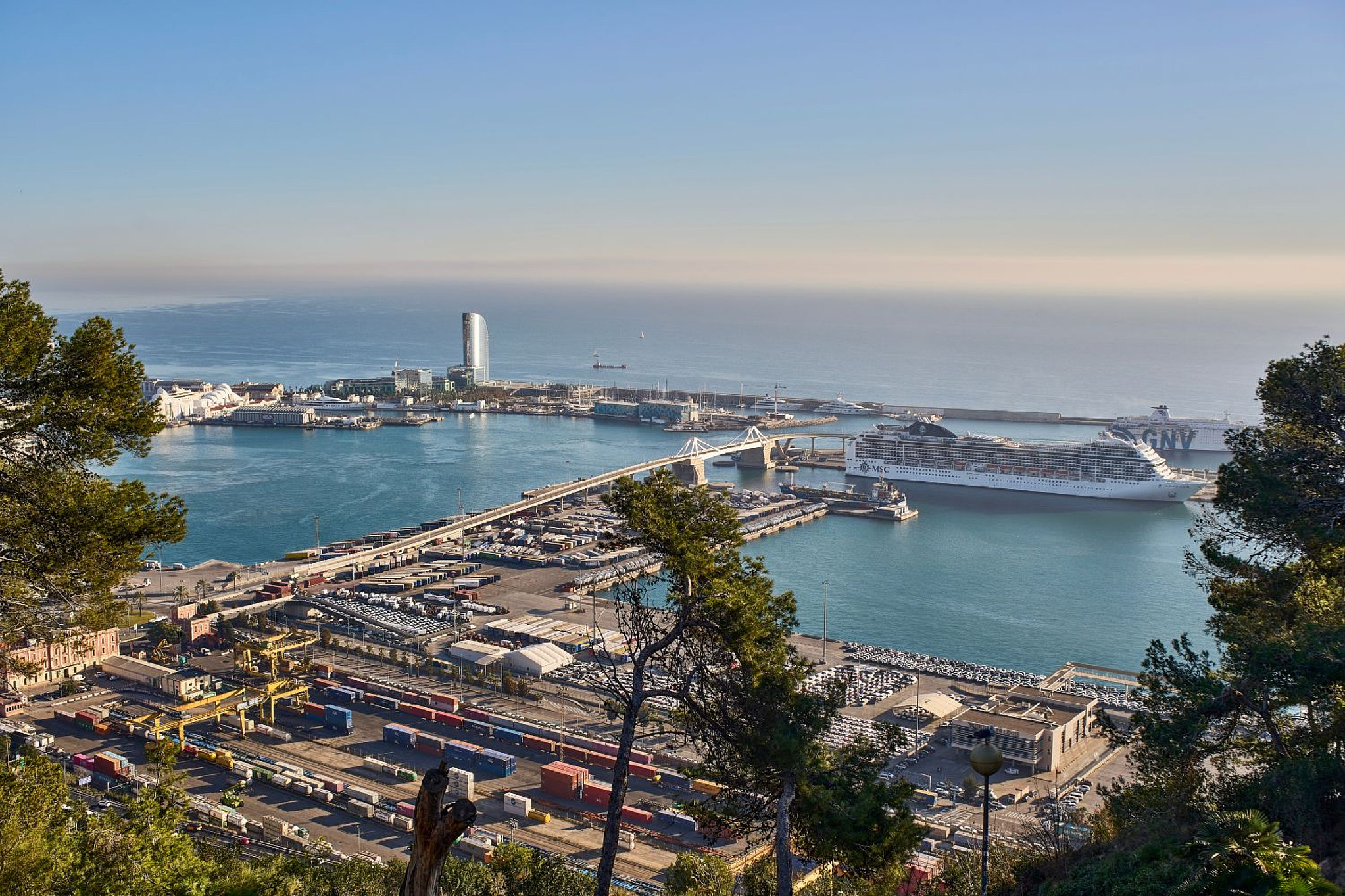 The Ultimate Winter Adventure in Barcelona: An 8-Day Itinerary